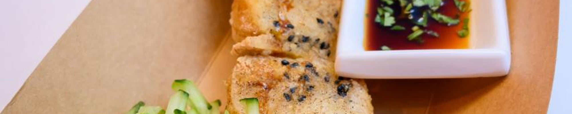 Lin's Veggie DUMPLIN'