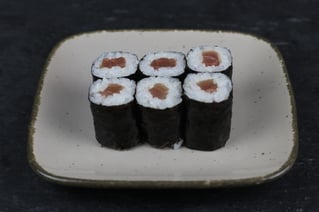 Maki Tuna