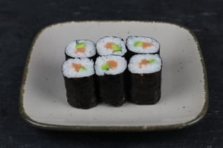 Maki Sake Avocado