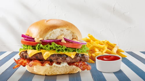 Angus Tasty Bacon-Menü