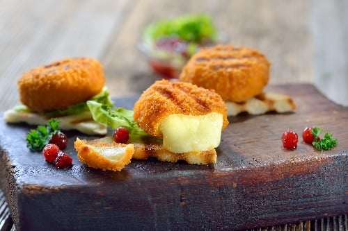 6 Camembert Donut + 1 Wild Preiselbeer Dip