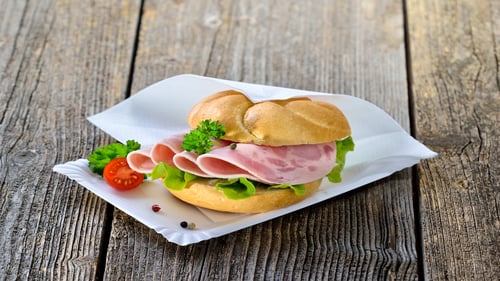 Brötchen mit Schinken