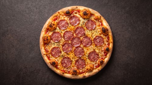 Pizza Salami  45cm