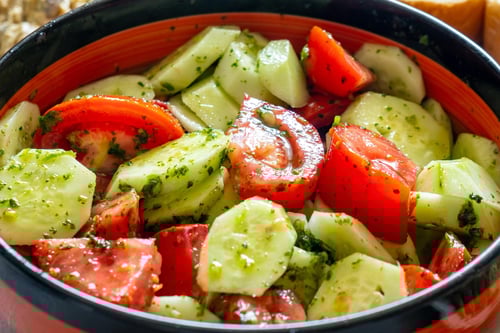 Gurken-Tomaten-Salat Groß