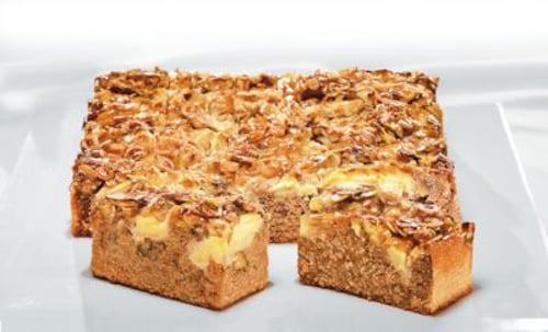 Apfel-Blechkuchen  1 stück 