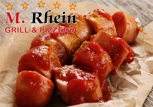 Currywurst mit Brot