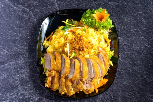 Gebratener Eierreis mit Ente
