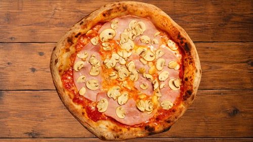 Pizza Prosciutto e Funghi Klein