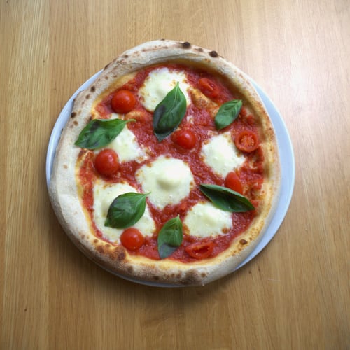 Pizza Caprese normal