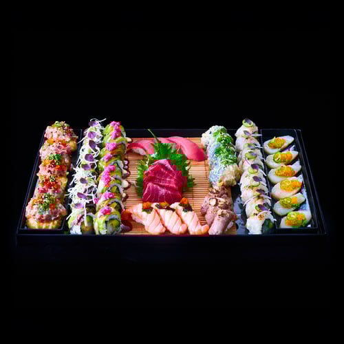 END OF THE YEAR BOX 2025