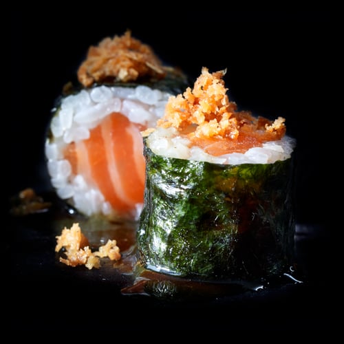 CRISPY LACHS MAKI - 8pc. -