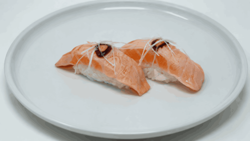 Nigiri Shake Aburi - abgeflämmt-  (2 Stück)