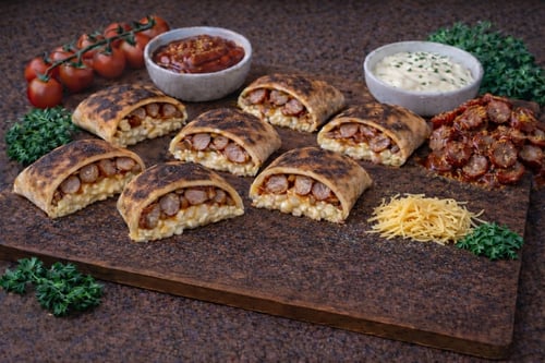 Pizzabrötchen Currywurst