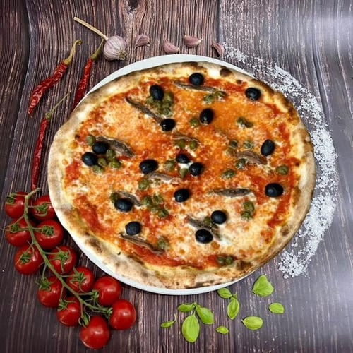 Pizza Napoli (ca 33Ø)