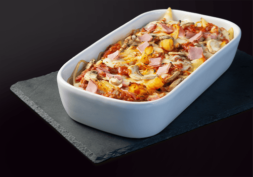 Nudel-pfanne mit Bolognese