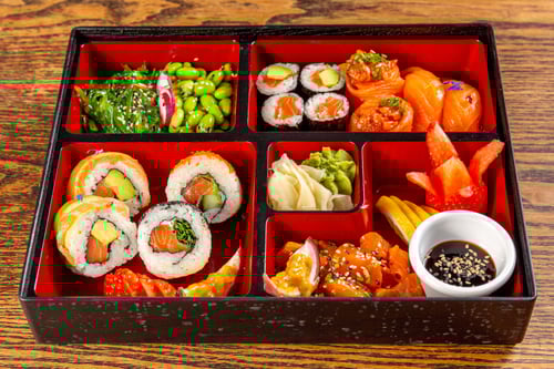 Bento Box Lachs 12stk