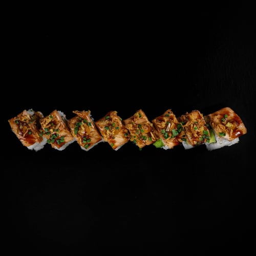 Special Flamed Salmon Roll 