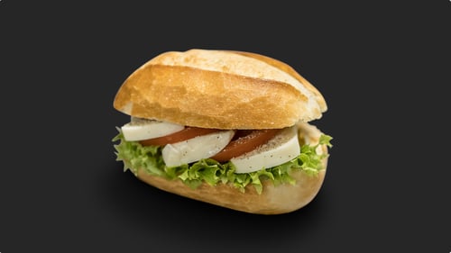 Frühstücksbrötchen Tomate/Mozzarella