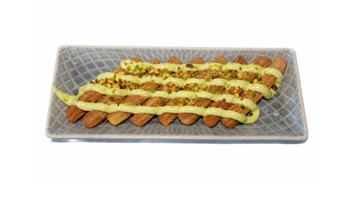 Churros Zimt Zucker mit Pistaziencreme und Pistazien