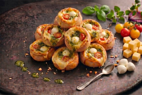 Pizzabrötchen Caprese