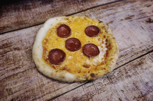 Pizzetta Sucuk