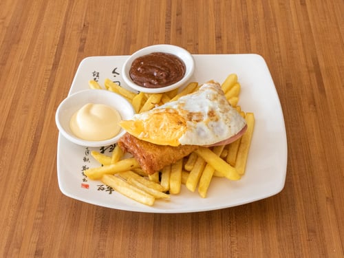 Kroepia speciaal menu