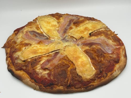 Pizza bacon & brie