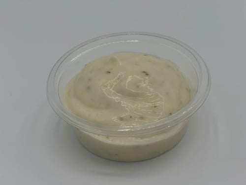 Huisgemaakte knoflooksaus