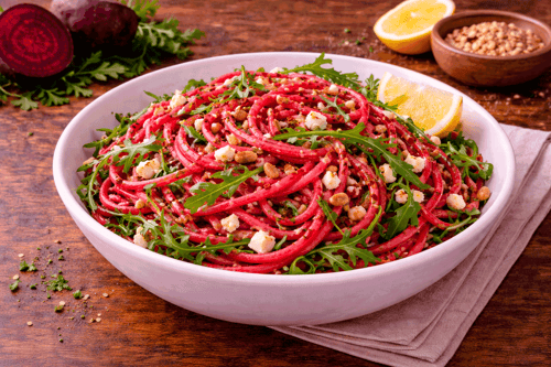 Pink Pasta Quickie mit Rucola und ein paar Goodies