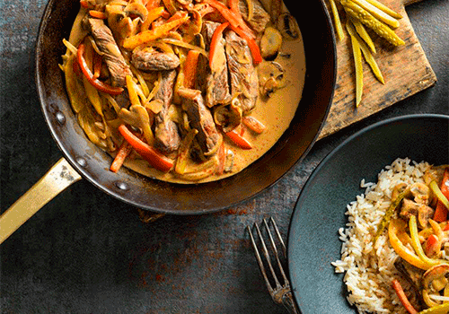 Geflügel Stroganoff mit Naturreis (M)