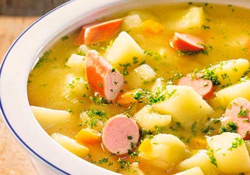 Kartoffelsuppe mit Geflügel-Wiener Würstchenscheiben (XL)