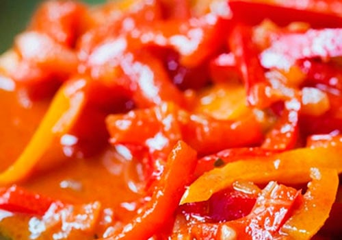 Letscho mit Gefügel und Wasabikartoffelstampf