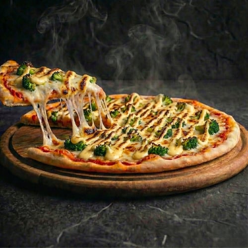 32 Pizza Hollandaise