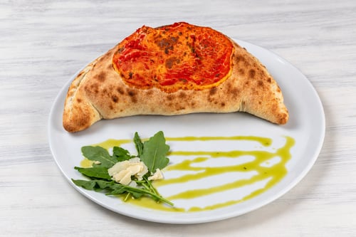 Calzone al Pomodoro