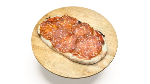 Pinsa Salame Piccante