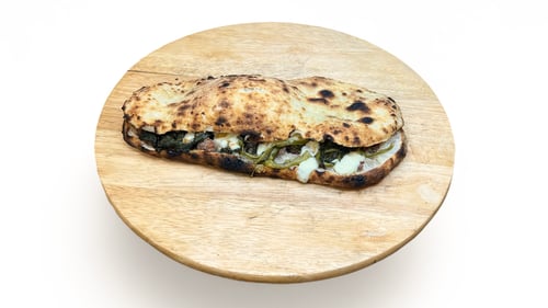 Panuozzo salsiccia e friarelli