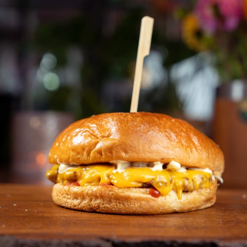 Simple Cheese Burger