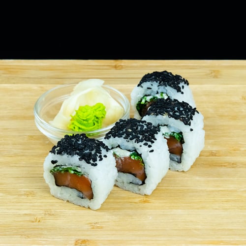 Uramaki Rucola Sake Roll