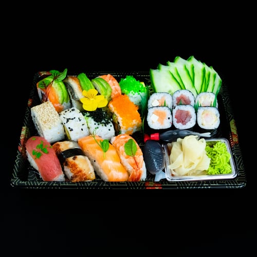 Sushi Mix Platte (15 Stück)