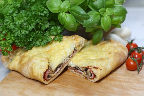 Pizza Calzone