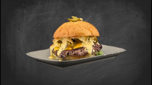 Der Chilli-Cheese Burger 140g