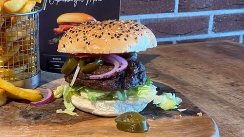 Hot & Spicy beef burger