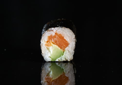 Maki Lachs Avocado