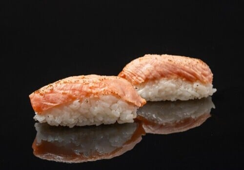 Flambiert Salmon Nigiri