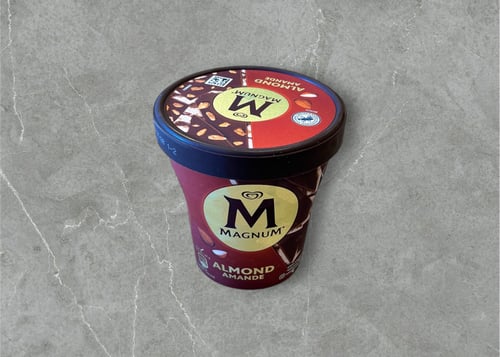 Magnum Almond Pint Vanilleglace