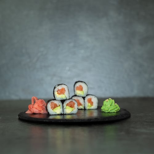 Sake Avocado Maki