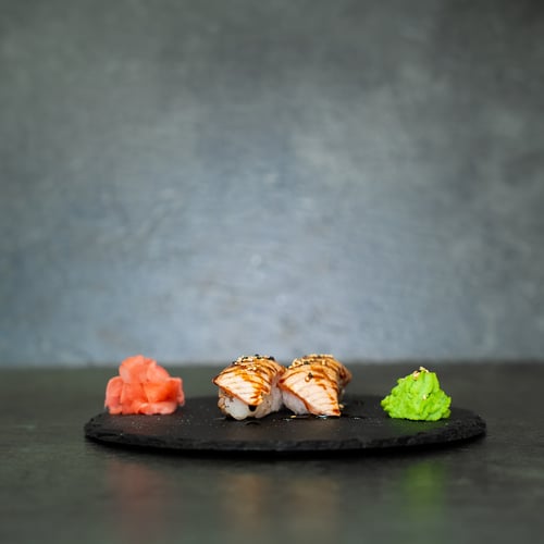 Nigiri Sake flamed
