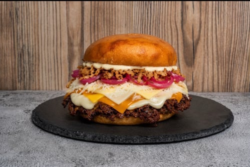 Quattro Formaggio Burger