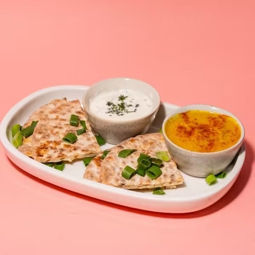 Zuurdesem Pita met huisgemaakte dip