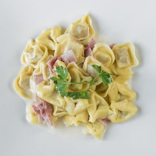 Tortelloni Panna e Prosciutto